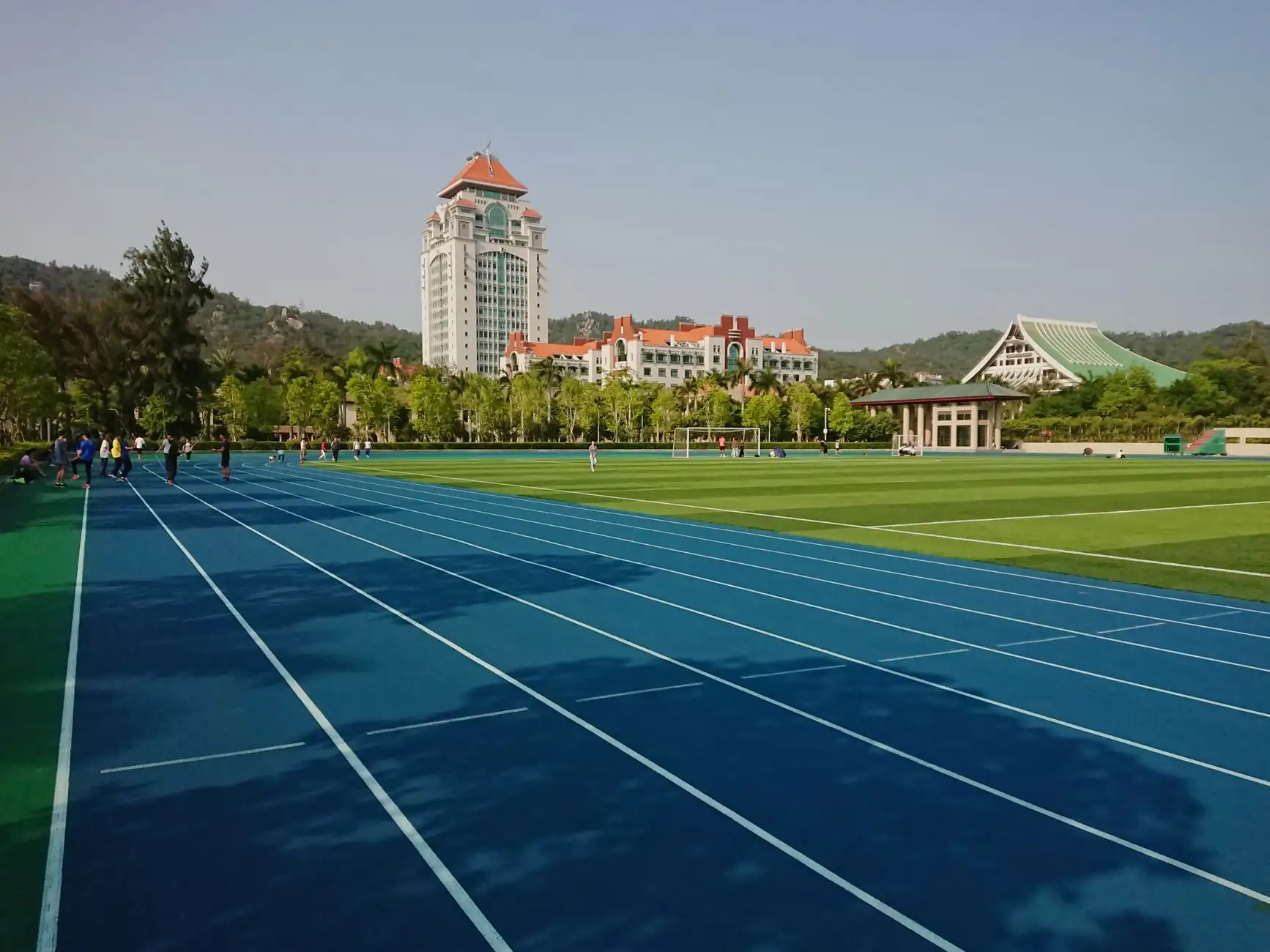 企业管理系统定制开发全流程解析：从需求调研到上线部署