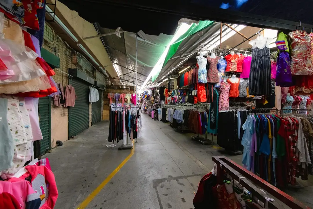 2025年软件定制开发技术趋势：低代码平台与微服务架构融合应用